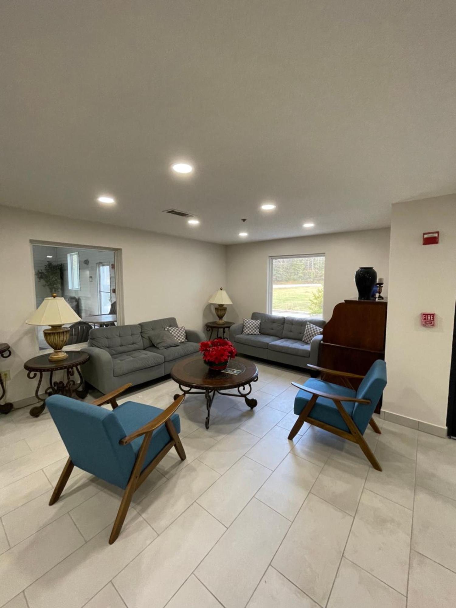 Clarion Pointe-Dillard Near Blue Ridge Mountains Hotell Exteriör bild