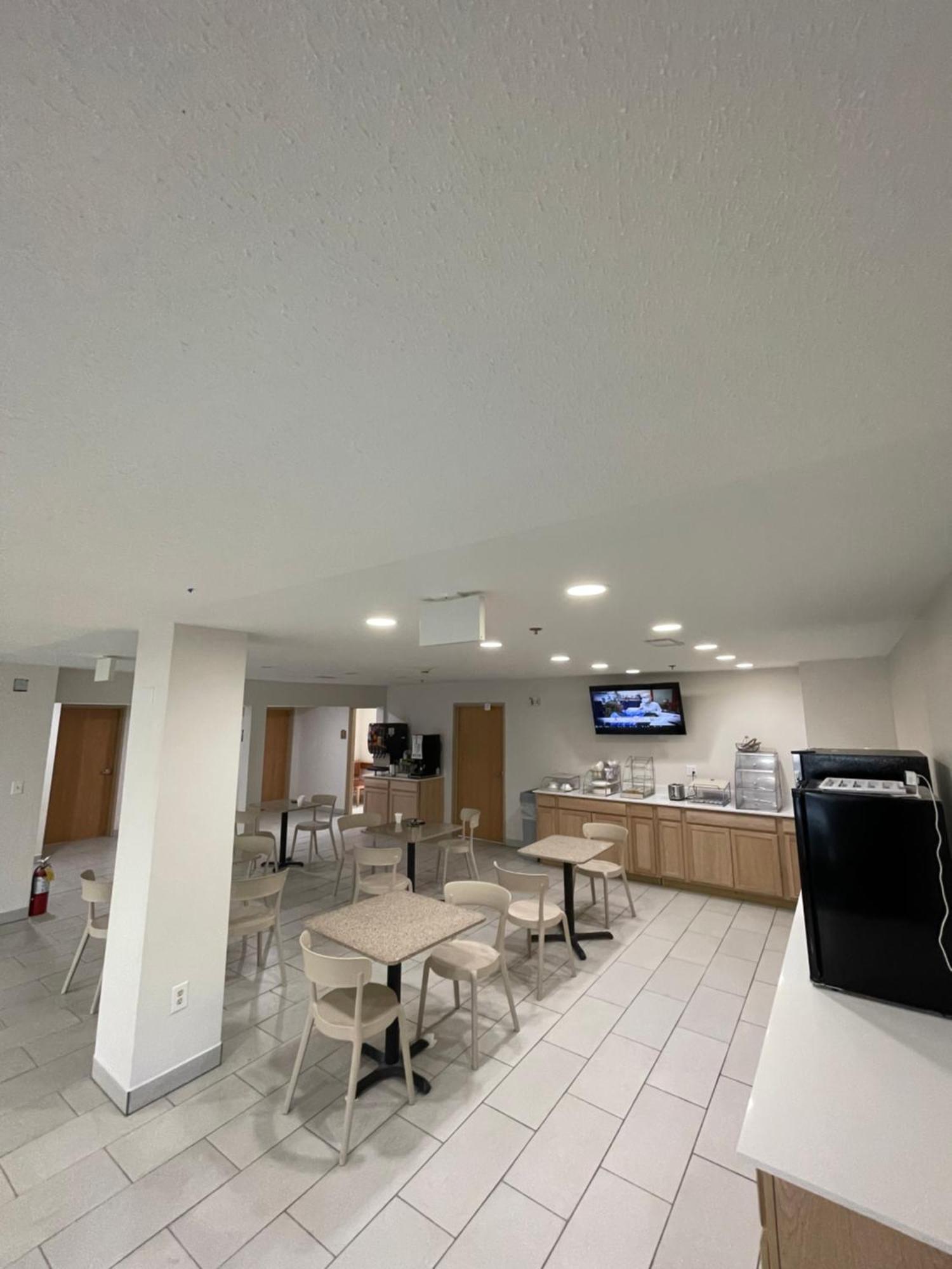 Clarion Pointe-Dillard Near Blue Ridge Mountains Hotell Exteriör bild